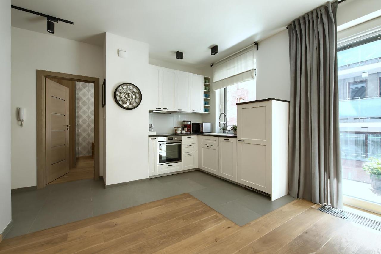 Zentrum II Apartament Parking By Impero Poznan Ngoại thất bức ảnh