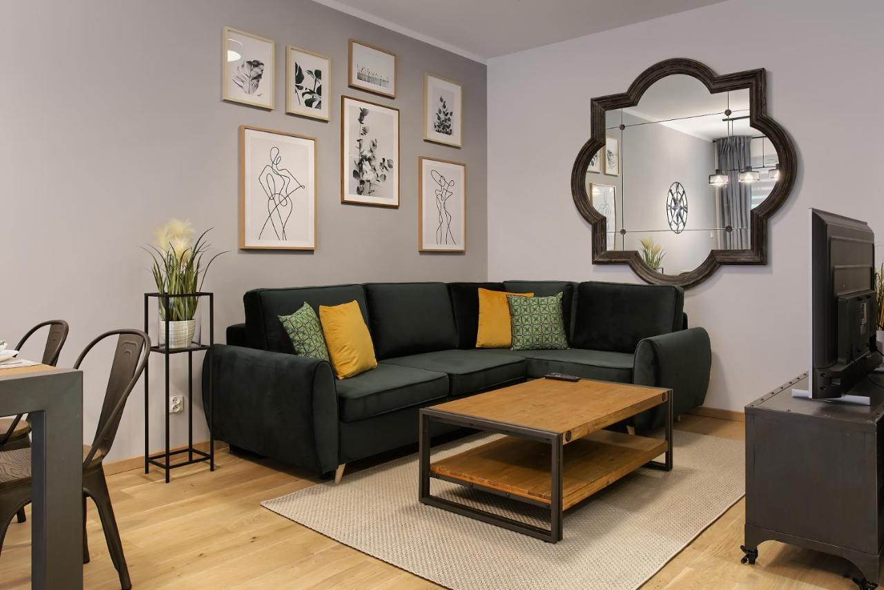 Zentrum II Apartament Parking By Impero Poznan Ngoại thất bức ảnh